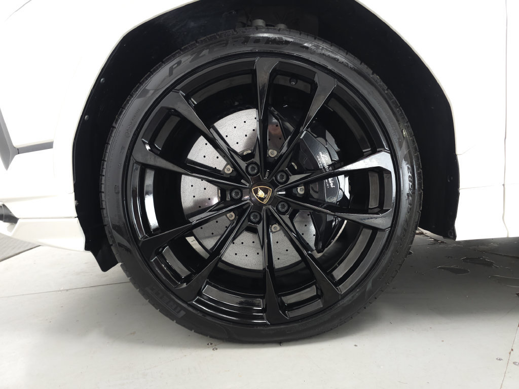 Used 2023 Lamborghini Urus S AWD/4WD image 31