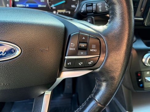 Used 2020 Ford Explorer Limited image 20