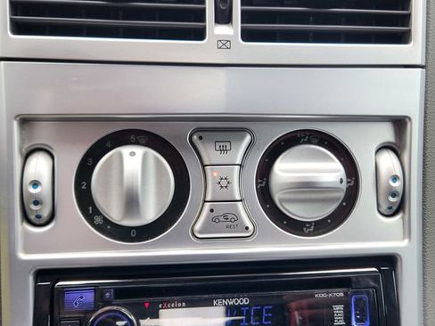 Used 2005 Chrysler Crossfire Limited RWD image 18