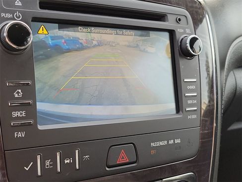 Used 2017 Buick Enclave Leather image 29