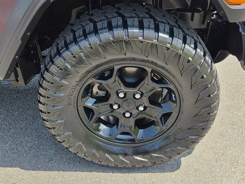 Used 2023 Jeep Wrangler Unlimited w/ Cold Weather Group AWD/4WD image 18