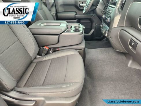 Used 2026 Chevrolet Silverado 1500 Custom w/ Turbomax Blackout Package AWD/4WD image 15