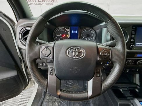 Used 2023 Toyota Tacoma TRD Sport w/ Advanced Technology Package image 11