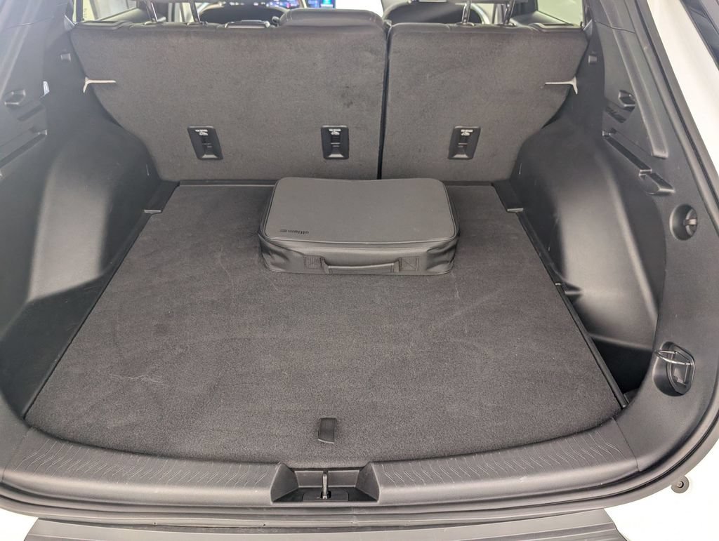 Certified 2026 Chevrolet Equinox EV LT FWD image 26