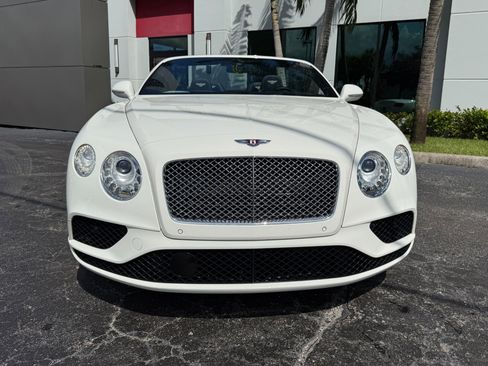 Used 2017 Bentley Continental GT image 6