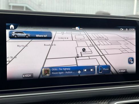 Used 2025 Mercedes-Benz GLS 63 AMG 4MATIC image 37