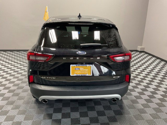 Used 2023 Ford Escape Active AWD/4WD image 11