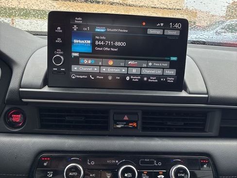 Used 2024 Honda Pilot Touring image 27