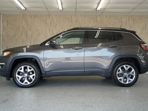 Used 2018 Jeep Compass Limited w/ Navigation Group AWD/4WD image 5