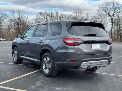 Certified 2025 Honda Pilot EX-L image 6