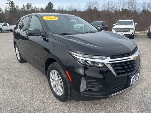 Used 2024 Chevrolet Equinox LT AWD/4WD image 8