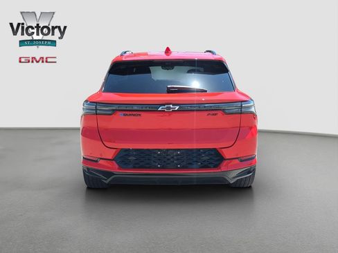 Used 2025 Chevrolet Equinox EV RS w/ Convenience Package II FWD image 16