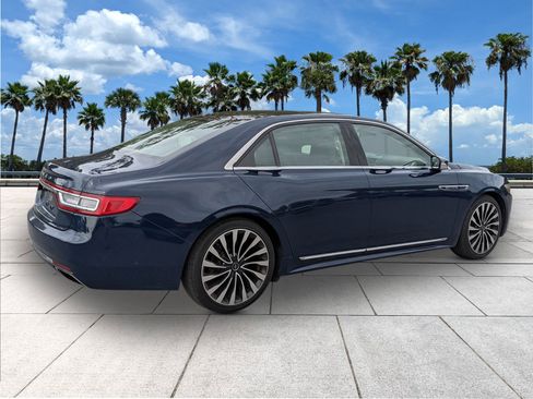 Used 2017 Lincoln Continental Black Label w/ Rear-seat Package image 8