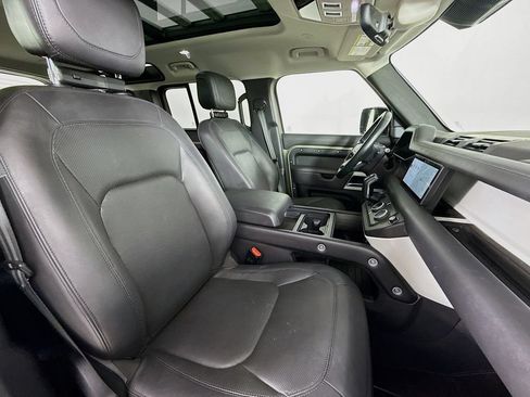 Certified 2023 Land Rover Defender 110 SE AWD/4WD image 29
