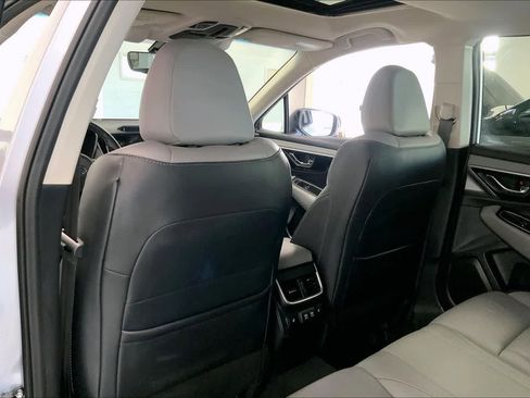 Used 2022 Subaru Outback Limited XT w/ Popular Package #2 image 11