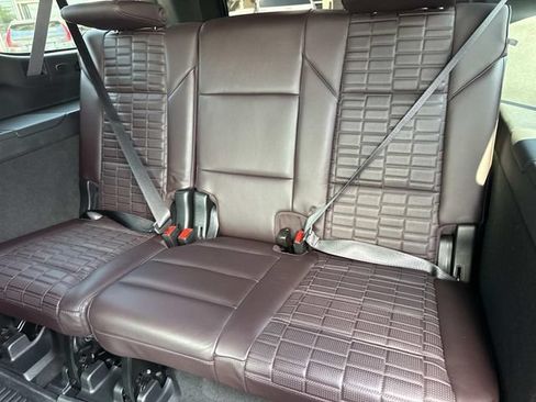 Used 2023 Cadillac Escalade ESV Sport Platinum w/ LPO, ONYX Package RWD image 16