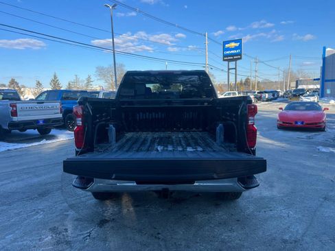 Certified 2024 Chevrolet Silverado 1500 LT image 39