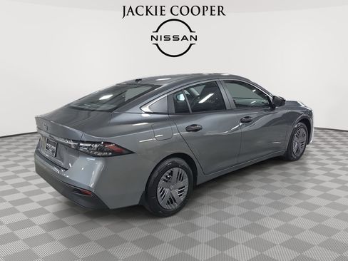 New 2026 Nissan Sentra S w/ S Cold Weather Package FWD image 5