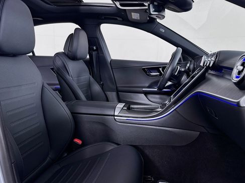 Certified 2023 Mercedes-Benz C 300 Sedan image 8