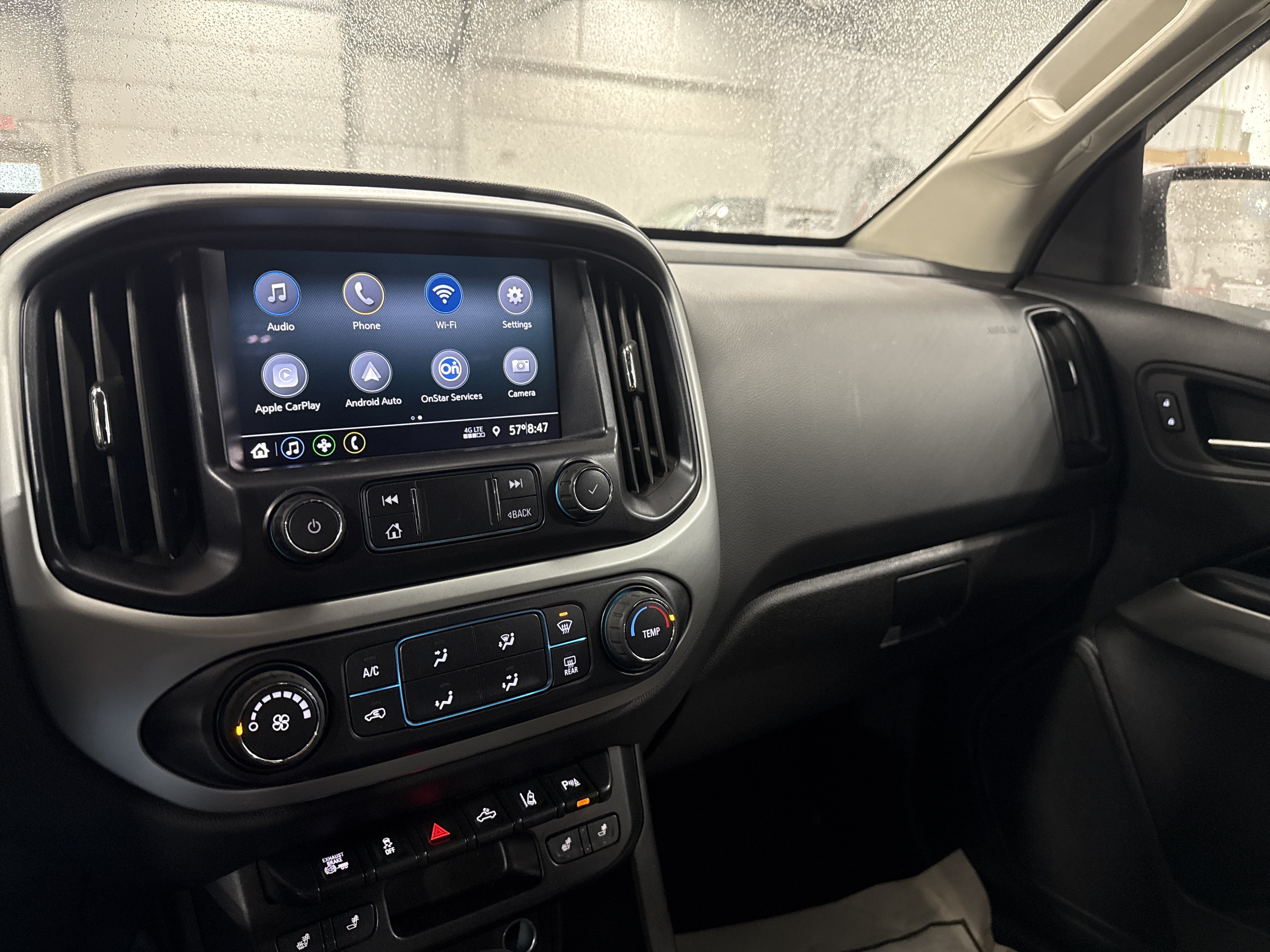 Used 2022 Chevrolet Colorado LT w/ Safety Package AWD/4WD image 11