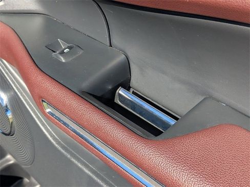 Used 2024 Ford Expedition Limited image 39