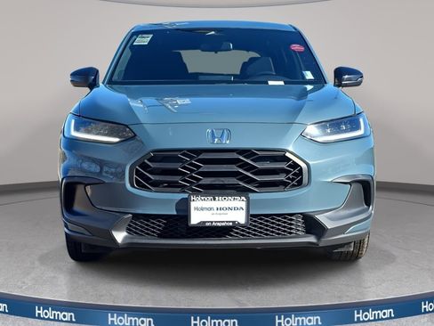 Used 2023 Honda HR-V Sport image 3