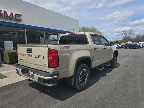 Used 2022 Chevrolet Colorado Z71 image 3