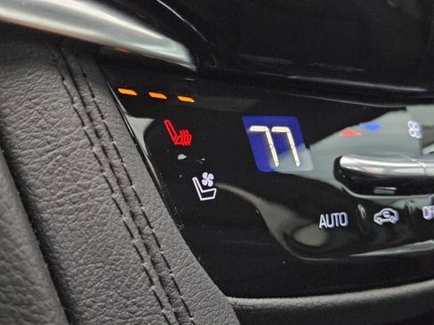 New 2025 Cadillac XT6 Sport w/ Technology Package image 22