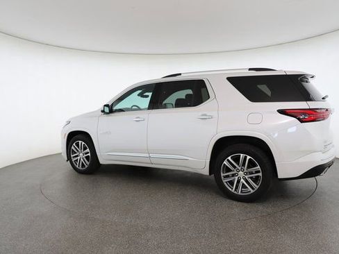 Used 2024 Chevrolet Traverse High Country image 9