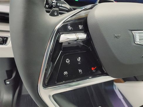 New 2026 Cadillac Vistiq Sport w/ LPO, Floor Liner Package image 14