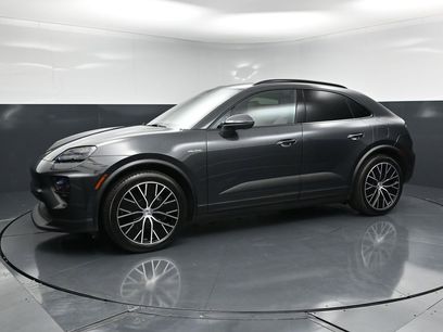 New 2024 Porsche Macan 4 Electric