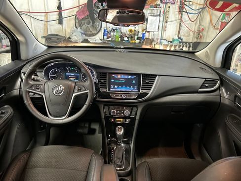 Used 2017 Buick Encore Preferred AWD/4WD image 18