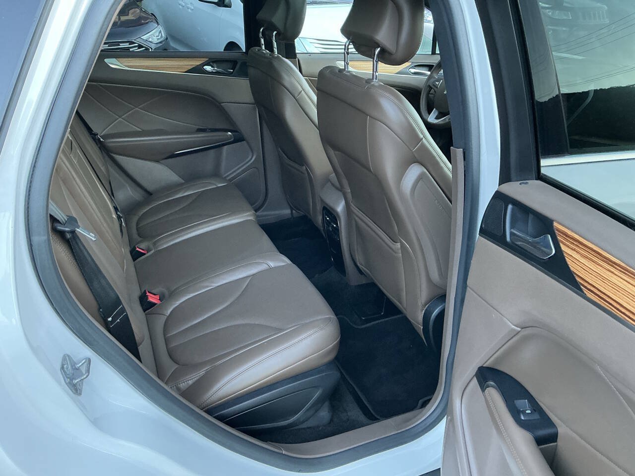 Used 2016 Lincoln MKC Reserve AWD/4WD image 27