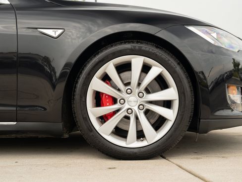 Used 2015 Tesla Model S P90D AWD/4WD image 26