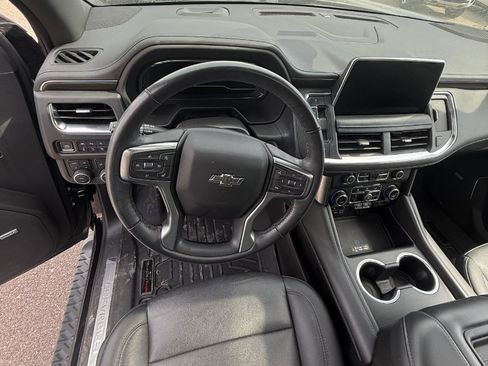 Used 2022 Chevrolet Tahoe Z71 w/ Off-Road Capability Package image 10