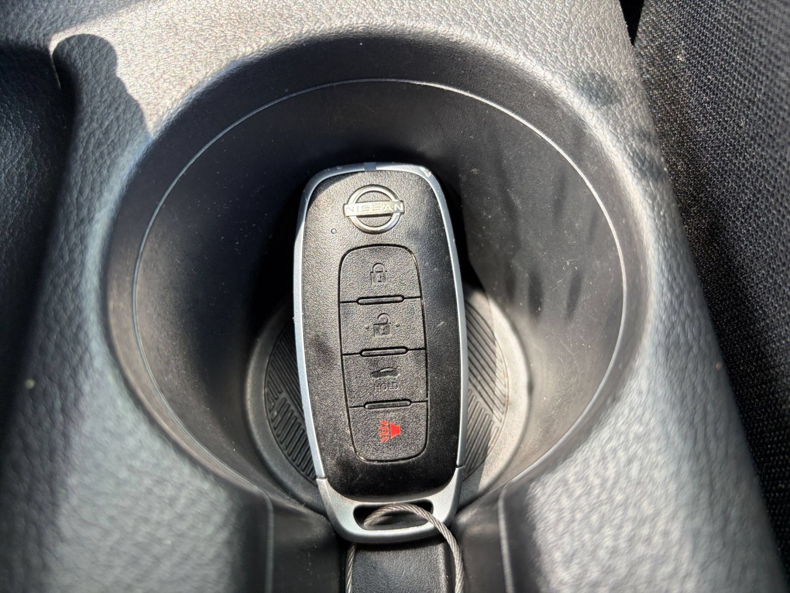 Used 2025 Nissan Versa SV FWD image 20