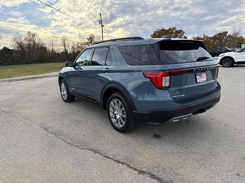 New 2026 Ford Explorer Active w/ Active Comfort Package AWD/4WD image 9