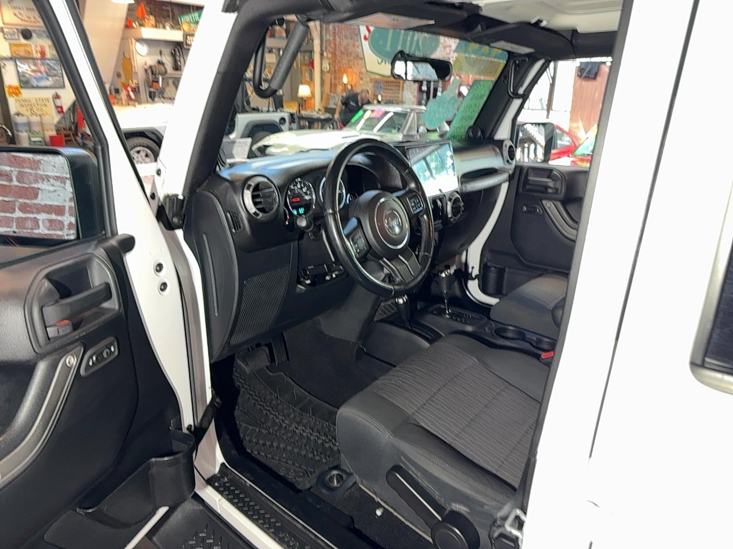 Used 2011 Jeep Wrangler Unlimited Sport AWD/4WD image 10