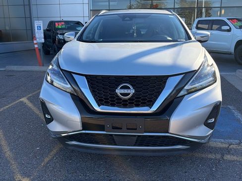 Used 2023 Nissan Murano SV image 3