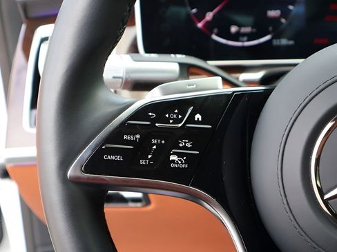 Certified 2025 Mercedes-Benz S 580e 4MATIC Sedan image 30