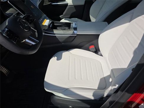 New 2026 Mercedes-Benz GLC 300 4MATIC image 21