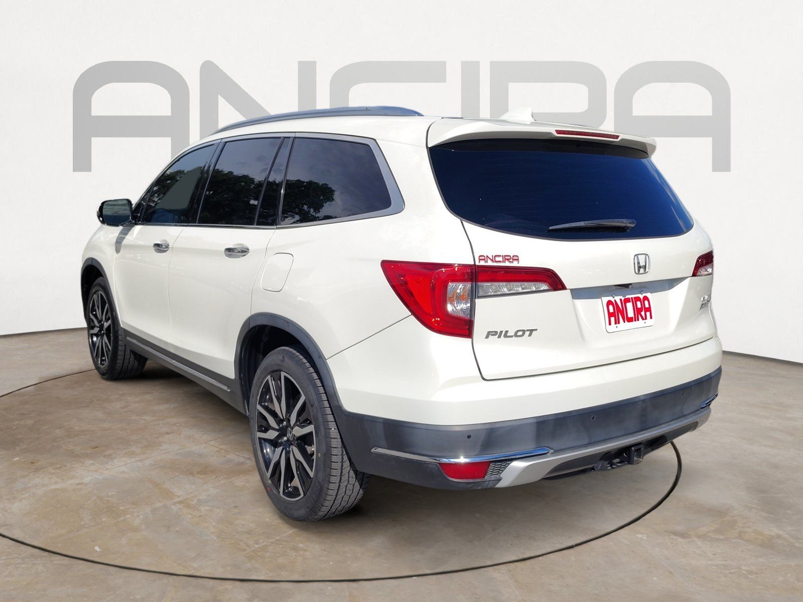 Used 2019 Honda Pilot Elite image 8