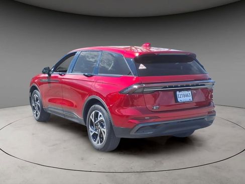 New 2026 Lincoln Nautilus Premier w/ Equipment Group 102A AWD/4WD image 3