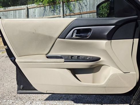 Used 2014 Honda Accord LX image 20