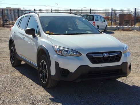 Certified 2023 Subaru Crosstrek 2.0i image 8