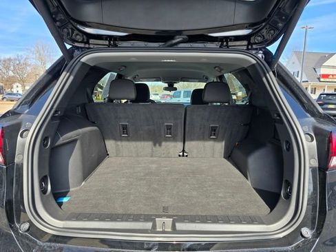 Used 2023 Chevrolet Equinox LT image 26