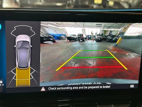 Used 2022 Volkswagen ID.4 Pro S image 25