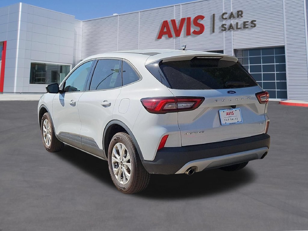 Used 2025 Ford Escape Active AWD/4WD image 7
