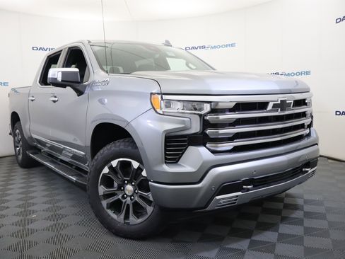 New 2026 Chevrolet Silverado 1500 High Country w/ Technology Package image 2