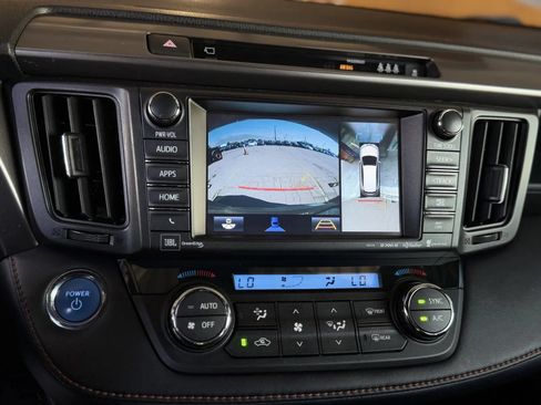 Used 2018 Toyota RAV4 SE w/ Advanced Technology Package AWD/4WD image 30